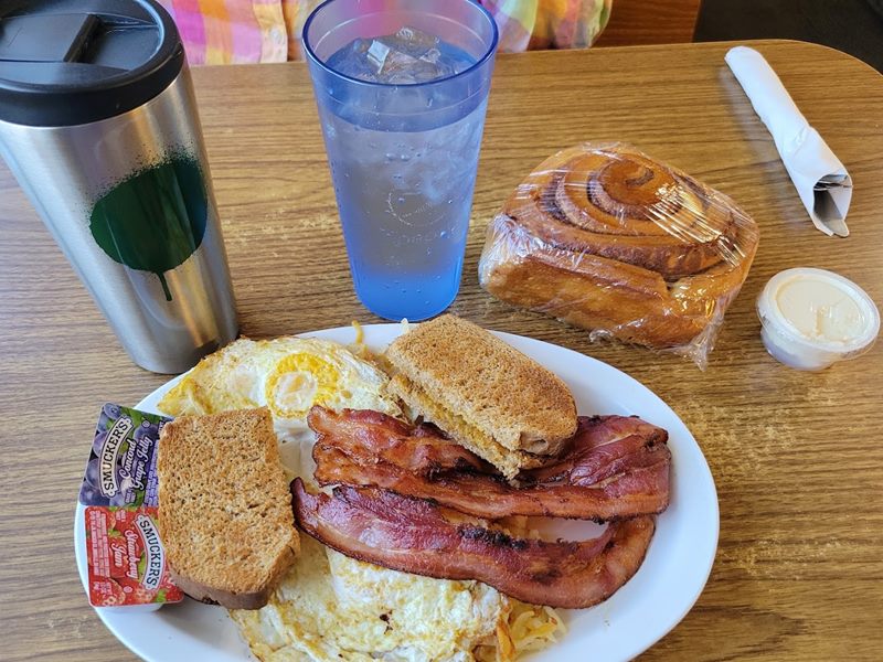 Lucy's Place food